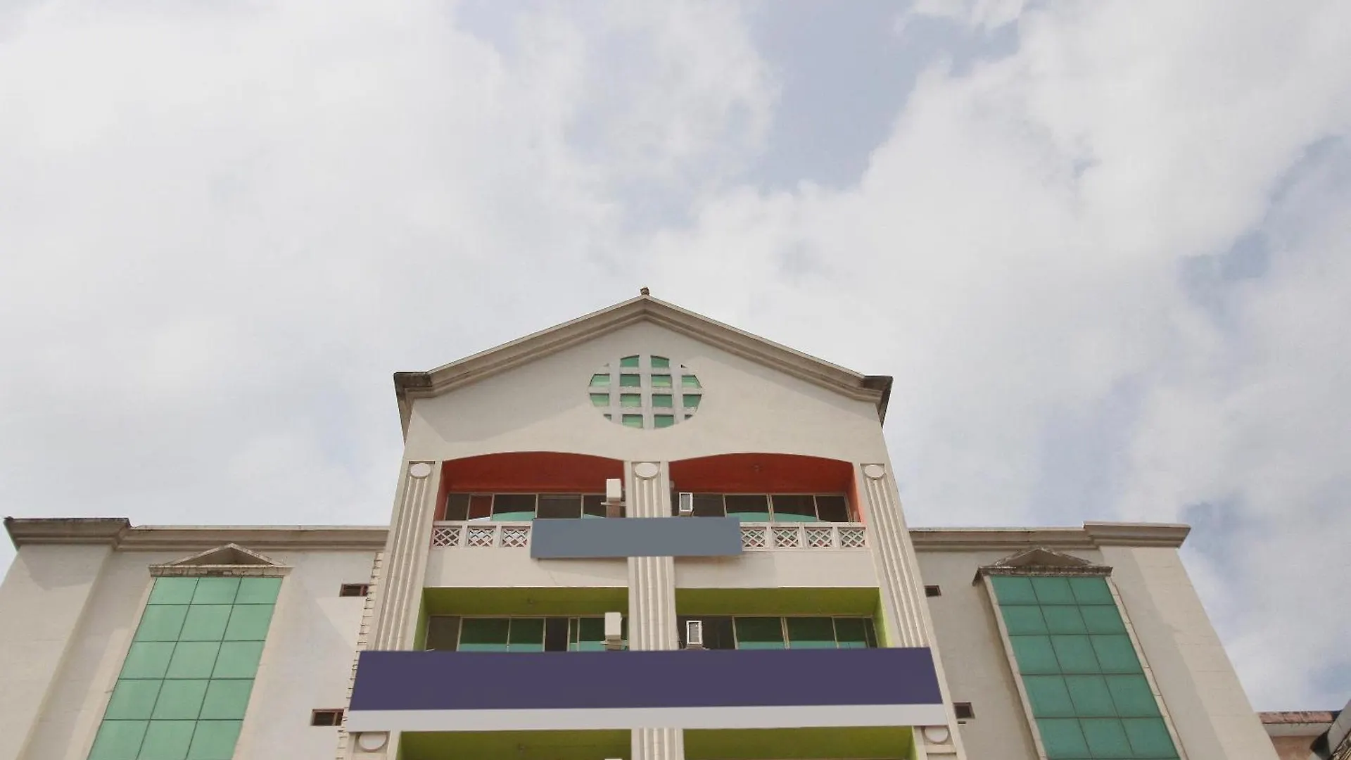 Hotel O Century Park Kasaragod 4*,  India